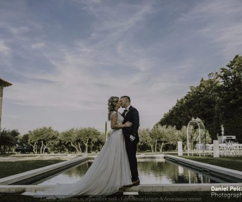 Cérémonie laïque dans un mas en Provence {Laetitia et Sébastien, 2018}